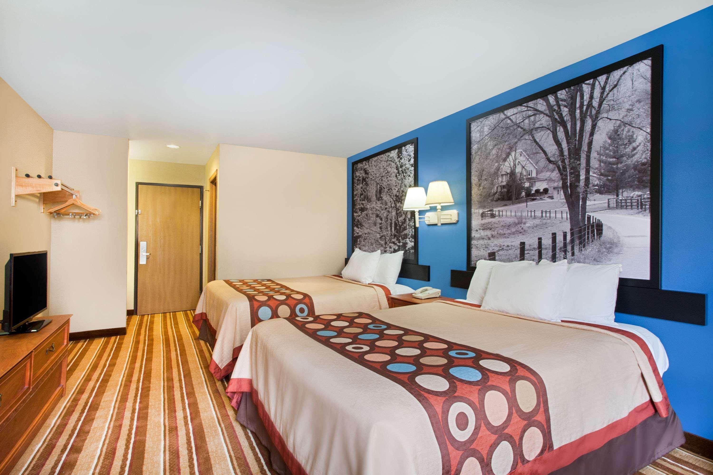 ซูเปอร์ 8 บาย วินด์แฮม ดีไฟแอนซ์ Hotel Defiance ภายนอก รูปภาพ